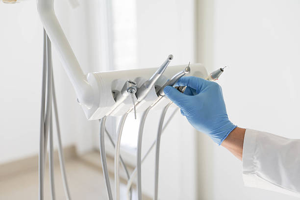 24/7 Emergency Teeth Whitening experts in Billington Heights, NY